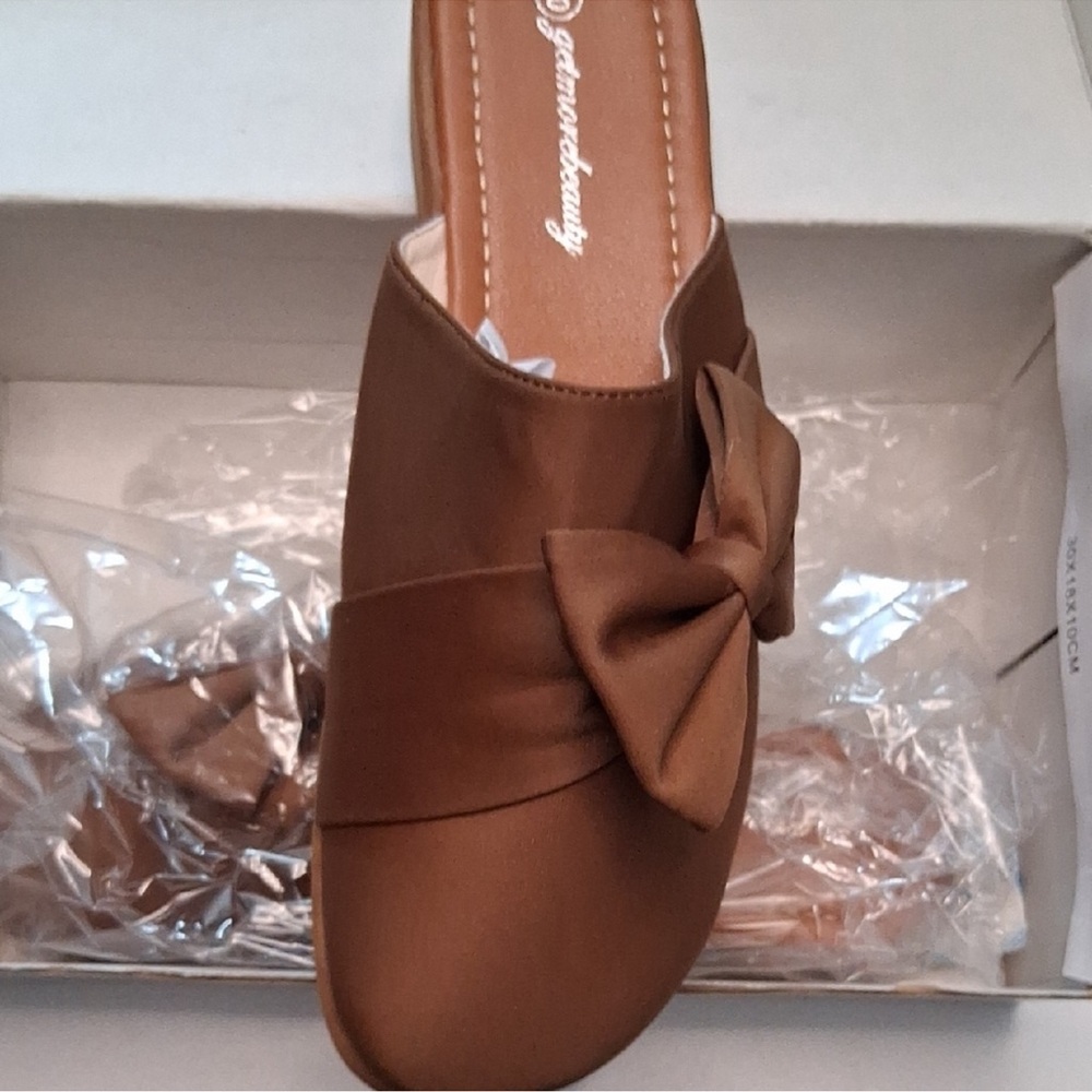 Elegant Brown Bow Mules